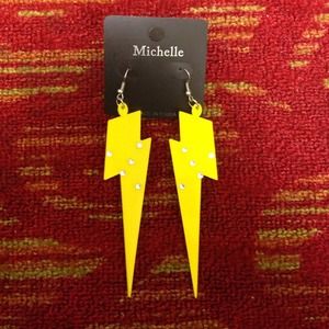 🔴SOLD🔴 Lighting bolt earrings