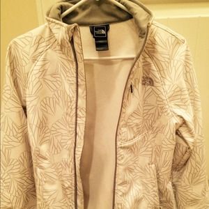 Women's North Face jacket
