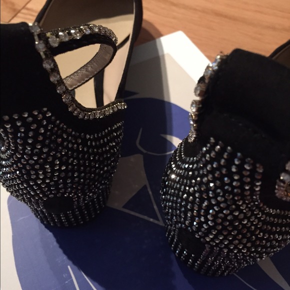 ❤️ Studded Beauties... brand new! - Picture 3 of 4