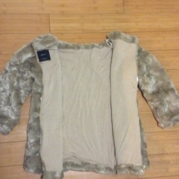 Zara sweater/jacket - Picture 2 of 3