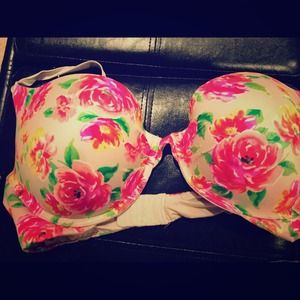 Victoria secret push up bra