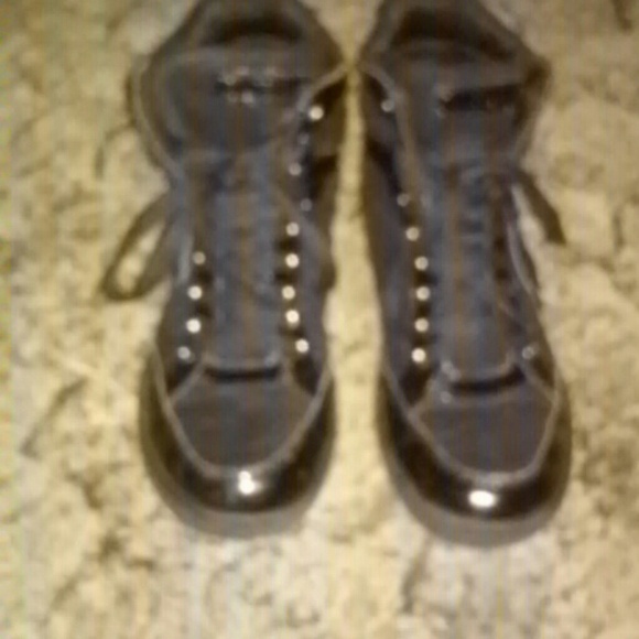 Guess shoes