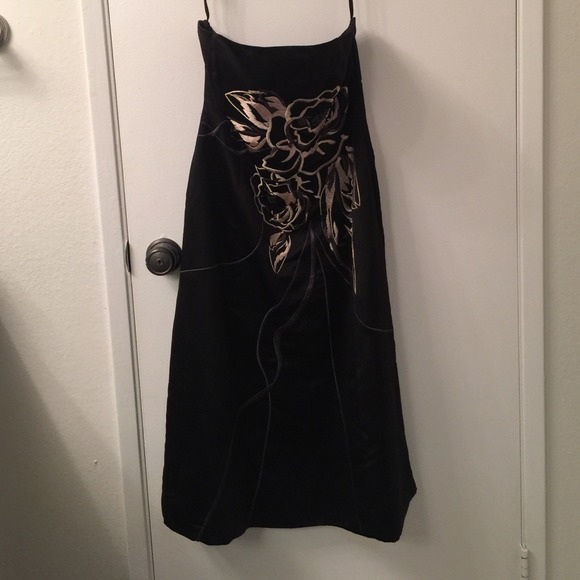Embroidered strapless cocktail length party dress