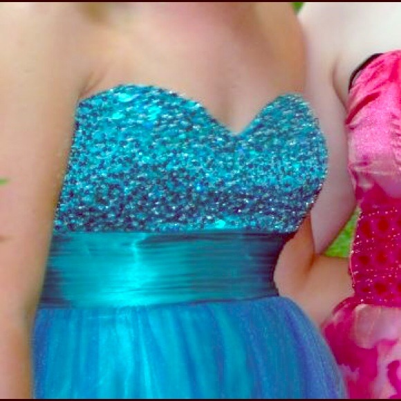 Prom dress