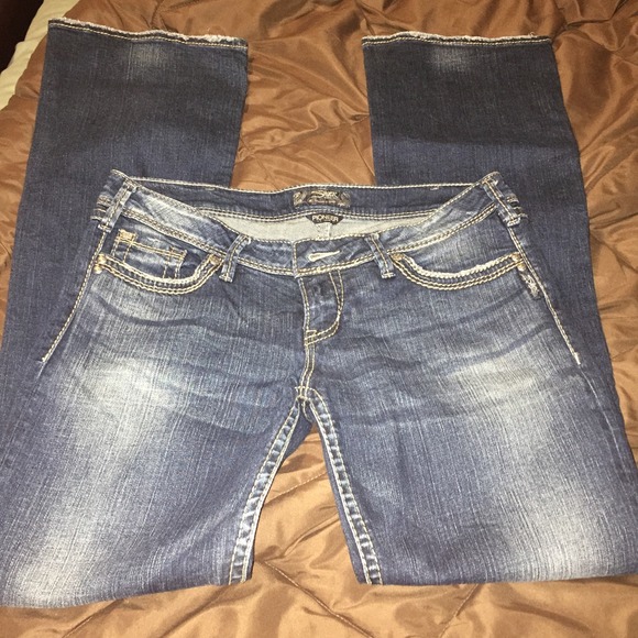 Womens silver jeans 32x35