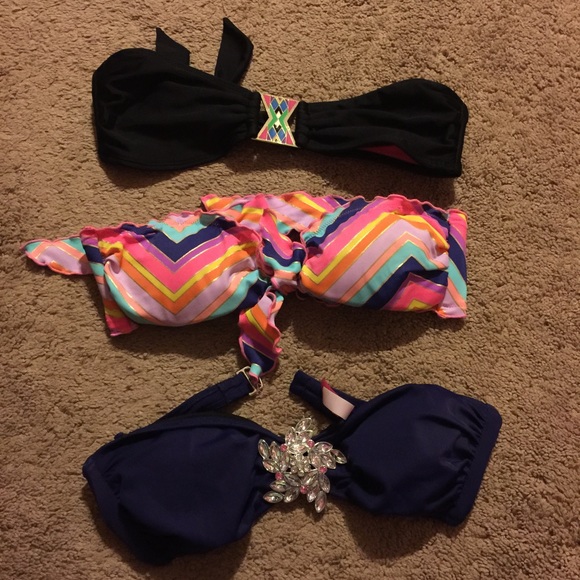 2 Victoria's Secret tops and one Xhileration top👙