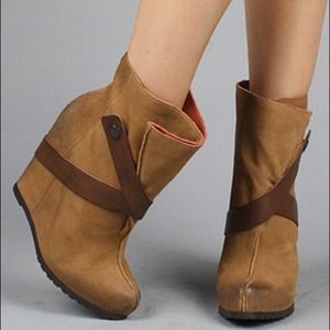 Luxury Rebel Simone Cognac Boots