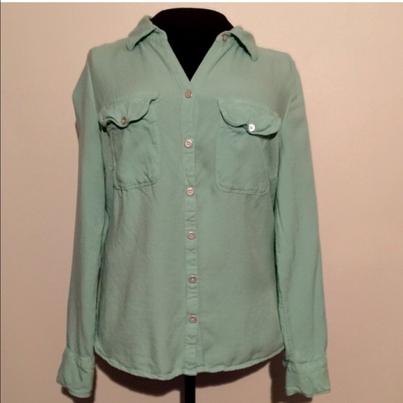 Mint green for spring shirt - Picture 2 of 2