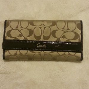 Coach signature wallet