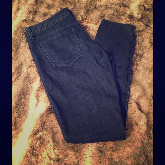 Dark wash gap skinny jeans