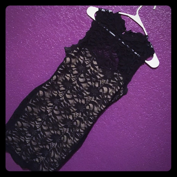 Dresses & Skirts - Lacey Little Black Dress