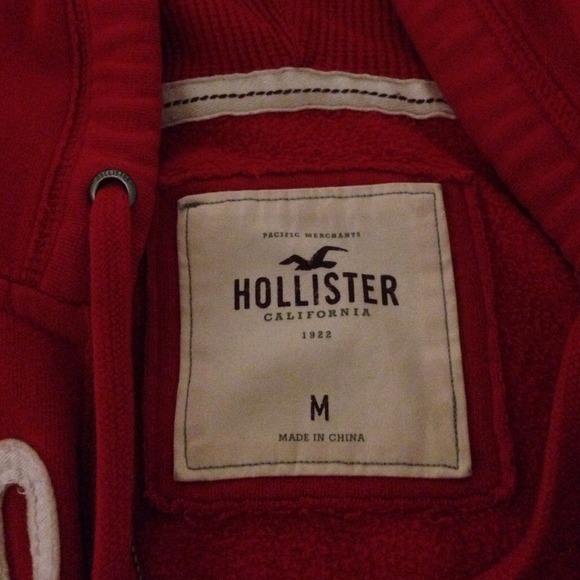 Red hollister jacket with hood - Picture 4 of 4
