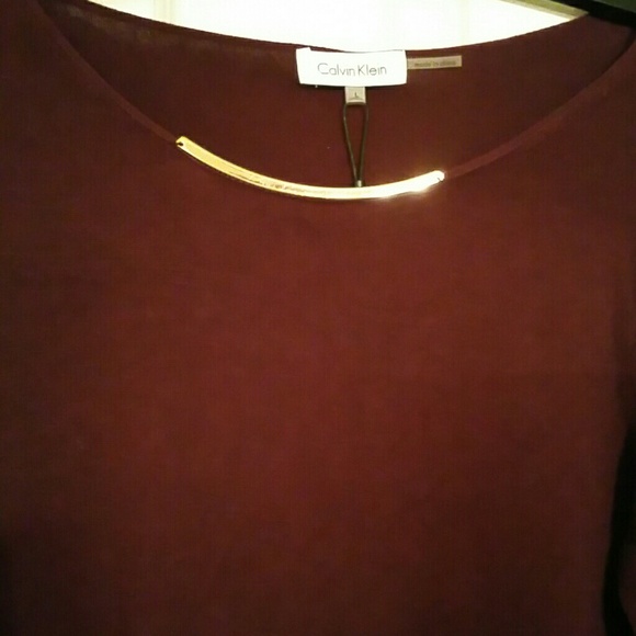 Casual Calvin Klein Sweater - Picture 2 of 3