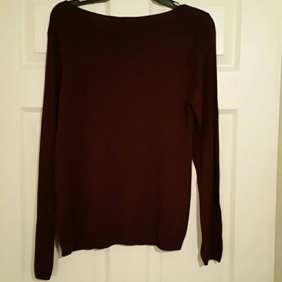 Casual Calvin Klein Sweater - Picture 3 of 3