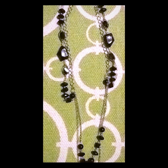 Black chunky layered necklace