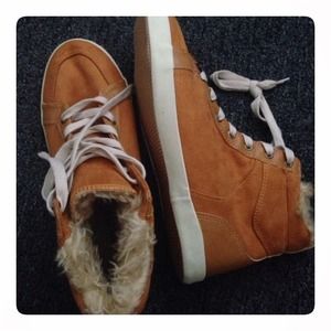 H&M Divided High top.