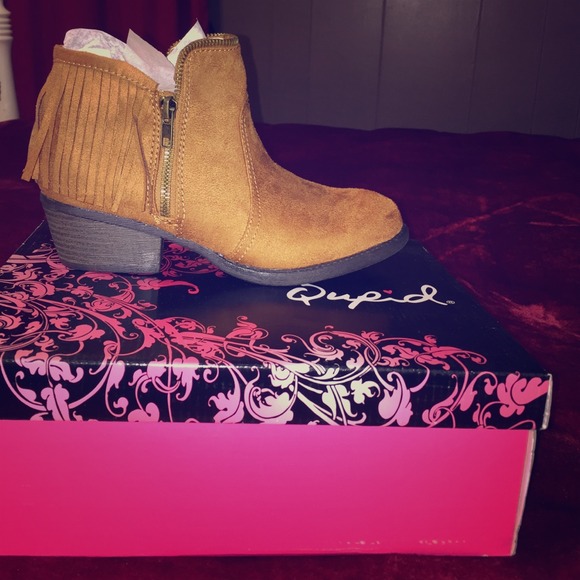 Brand new in box Qupid fringe booties! Hott!!