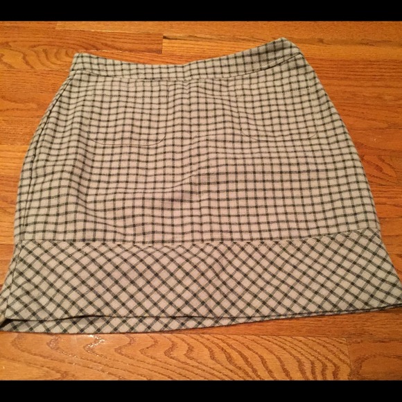 Tommy Hilfiger skirt