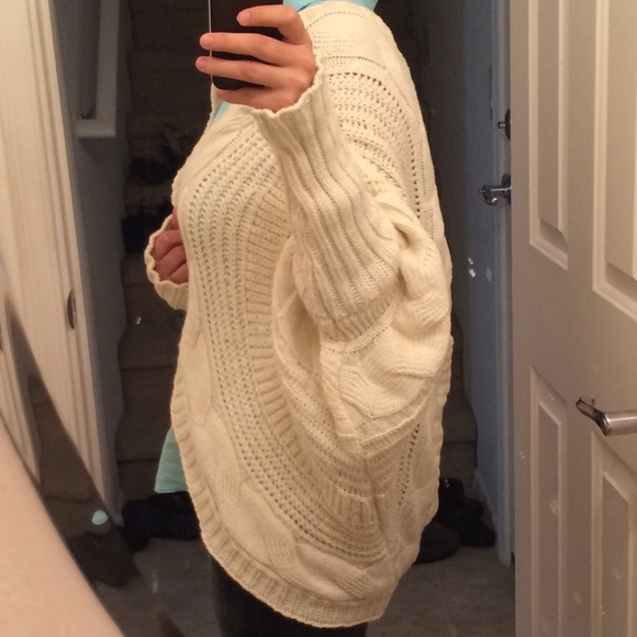 Cream loose batwing cardigan - Picture 3 of 4