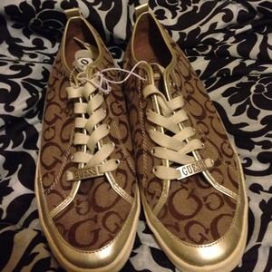 guess size 10 brand new shoes