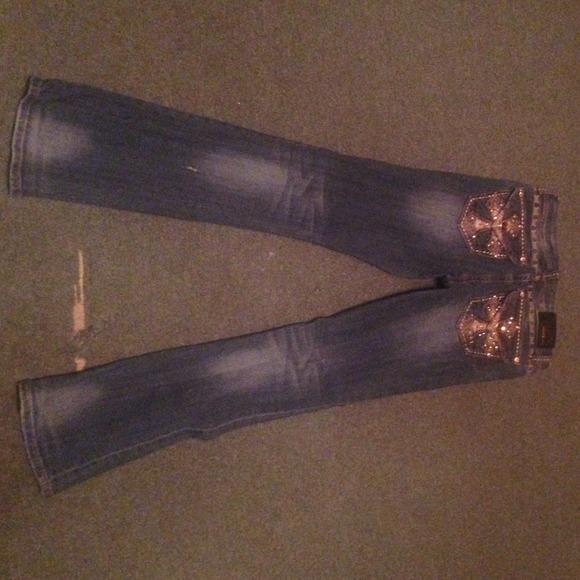 SOLD - Picture 4 of 4