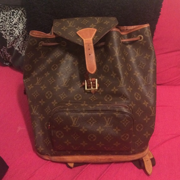 100% auth Louis Vuitton mm backpack
