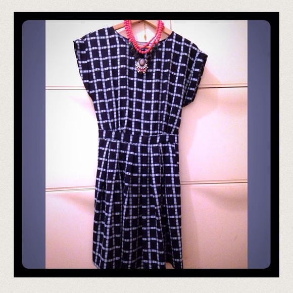 ๐๐4X's HP!!Tinsley Road 'Window Pane Dress' NWOT - Picture 2 of 4