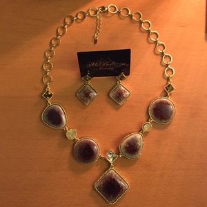 Amethyst statement necklace