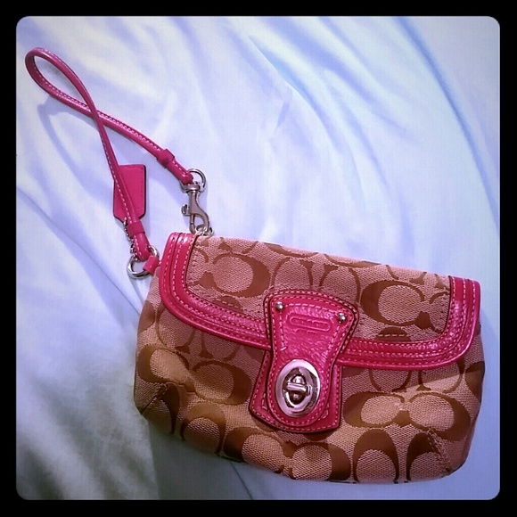Wristlet