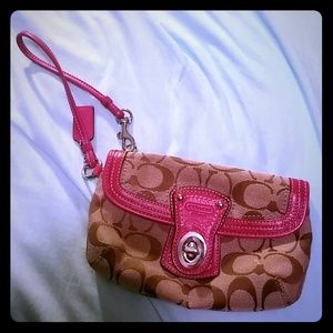 Wristlet