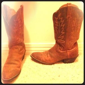 Womens ariat boots