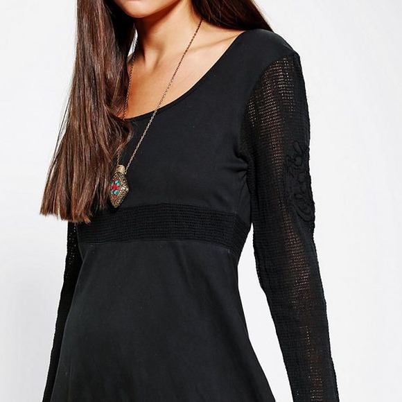 MINKPINK x UO Crochet Sleeve Skater Dress - Picture 2 of 2