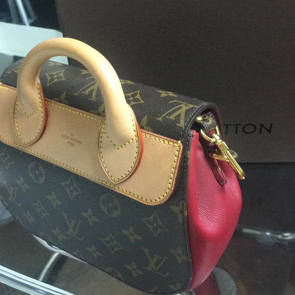 Louis Vuitton Eden in Red (Seasonal Color) - Picture 2 of 4