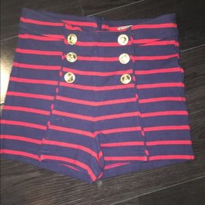 High waisted short size small