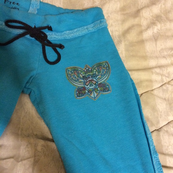 2BFree Turquoise Sweatpants 💙