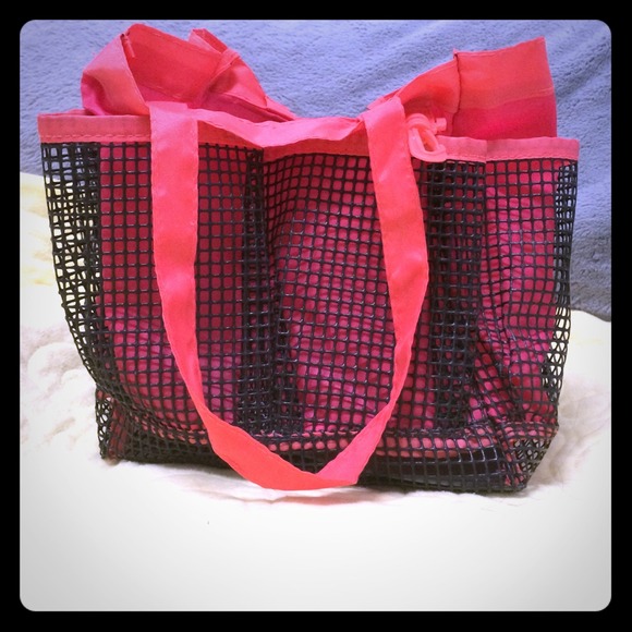 Hot pink shower caddy!