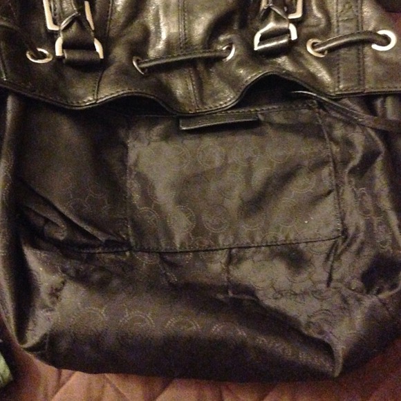 Extra pics inside of purse per request