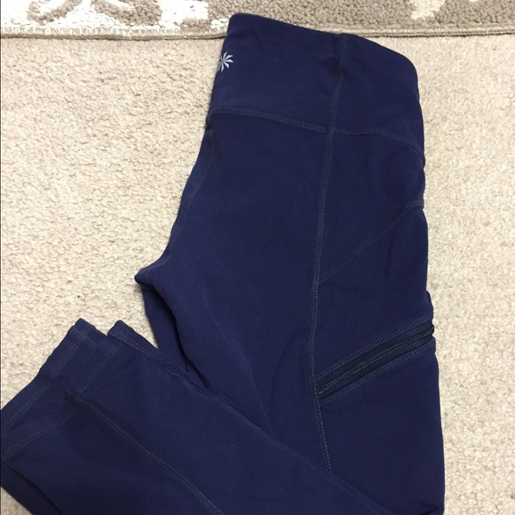 Navy blue athletA drifter capri (tights) xs