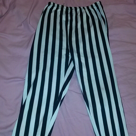 Pin stripe leggings