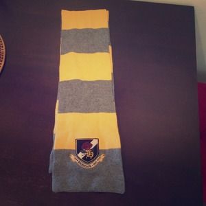 Heritage scarf