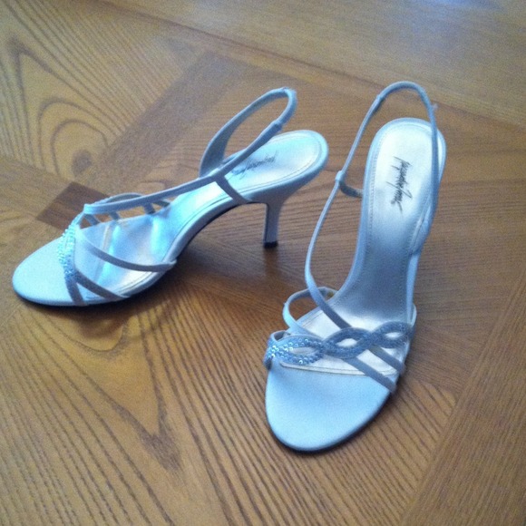 Jacqueline Farrar dress sandal