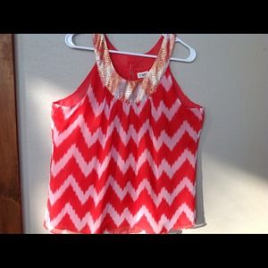 Summer chevron tank