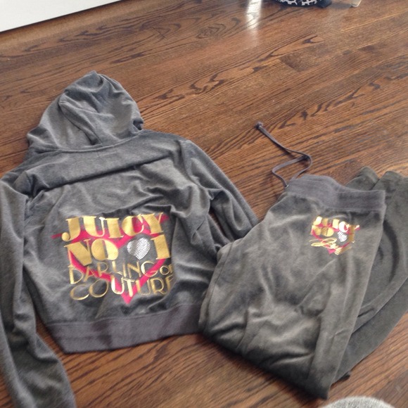 Juicy Couture Sweat Suit