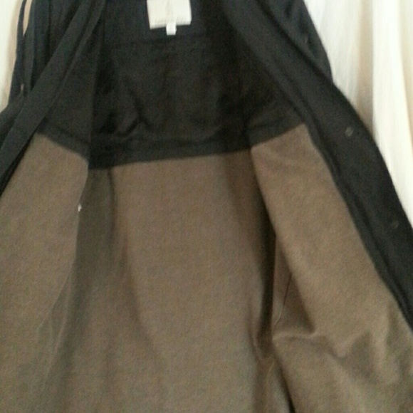 Trench coat - Picture 2 of 4