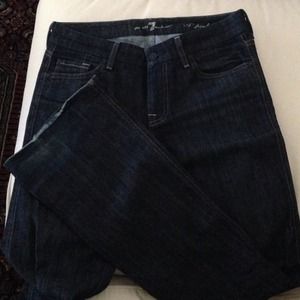 Jeweled "A" pocket 7 for all mankind jeans size 28