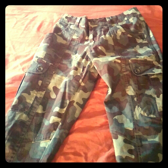 Jr. Camo pants - Picture 1 of 3
