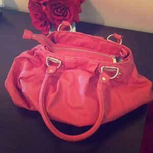 Light pink spacious bag from Aldo