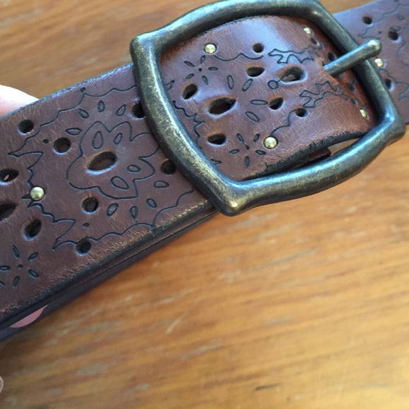 Leather belt - Picture 2 of 2