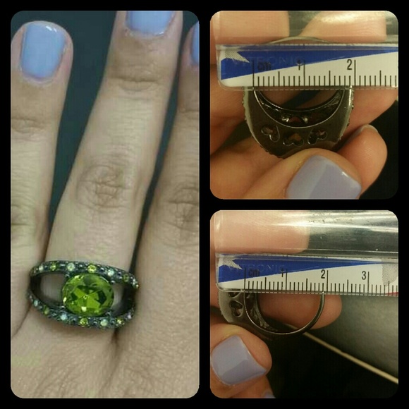 SOLD!!  Premier Designs Jewelry * Green Stone Ring - Picture 4 of 4