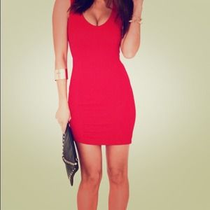 Red bodycon dress